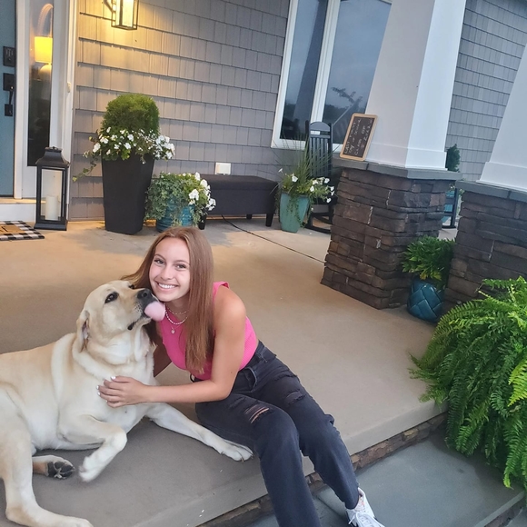 Meet your Posher, Wendy - Picture 1 of 1